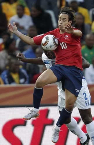 2010-06-16t123119z_01_wca111_rtridsp_3_soccer-world_reuters