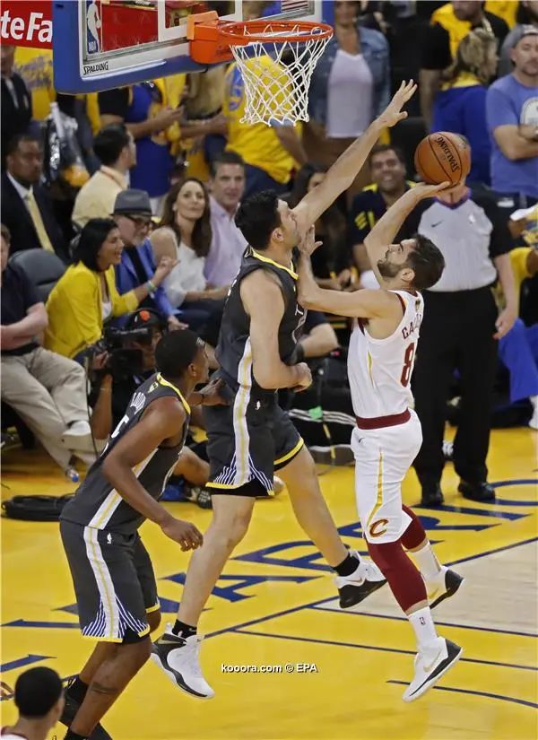 ?i=epa%2fbasketball%2f2018-06%2f2018-06-04-06783860_epa