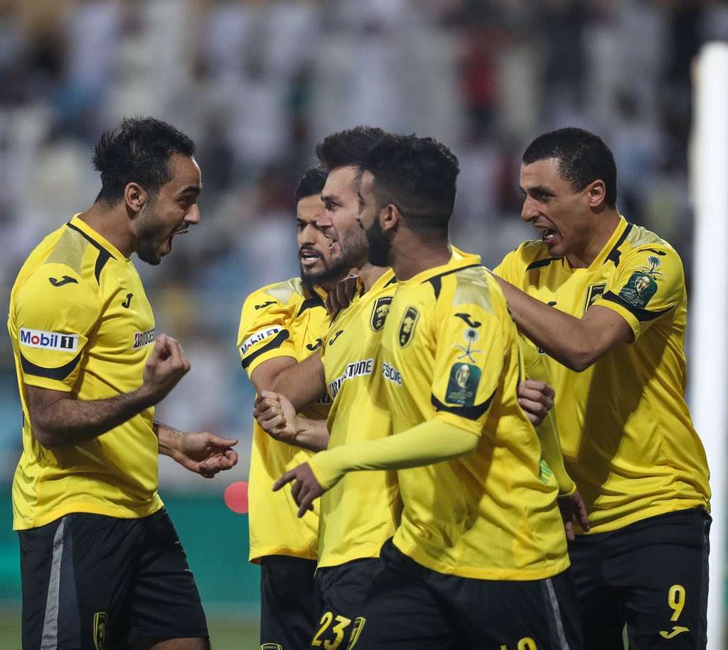 لاعبو اتحاد جدة 