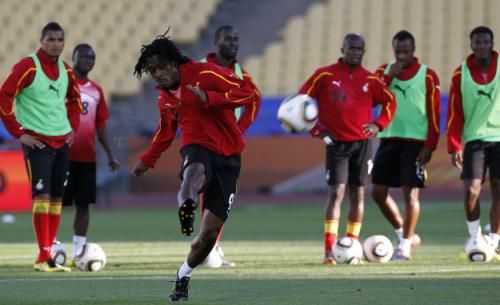 2010-06-18t150834z_01_mbh04_rtridsp_3_soccer-world_reuters