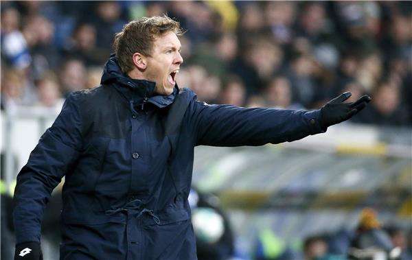 جوليان ناجلسمان