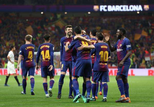 لاعبو برشلونة