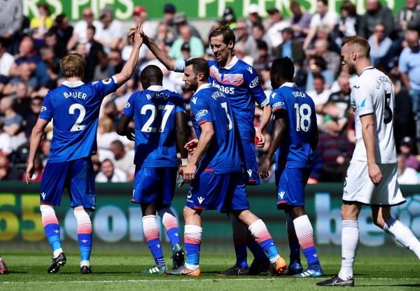 2018-05-13t145109z_127361013_rc16774b98f0_rtrmadp_3_soccer-england-swa-stk_reuters