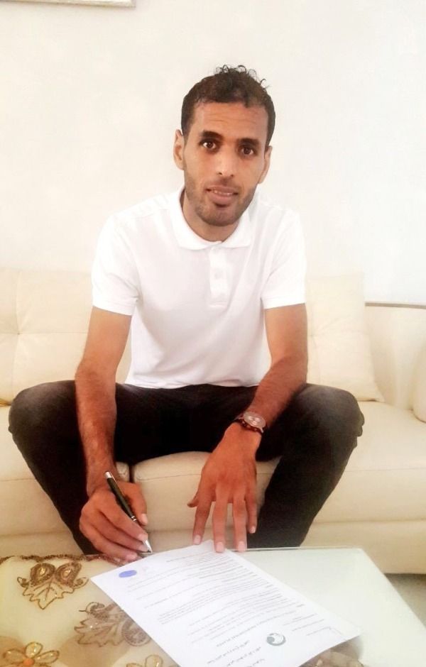 الرقيعي لحظة التوقيع