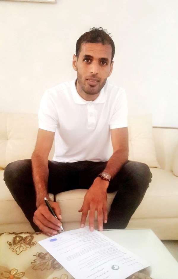 الرقيعي لحظة التوقيع