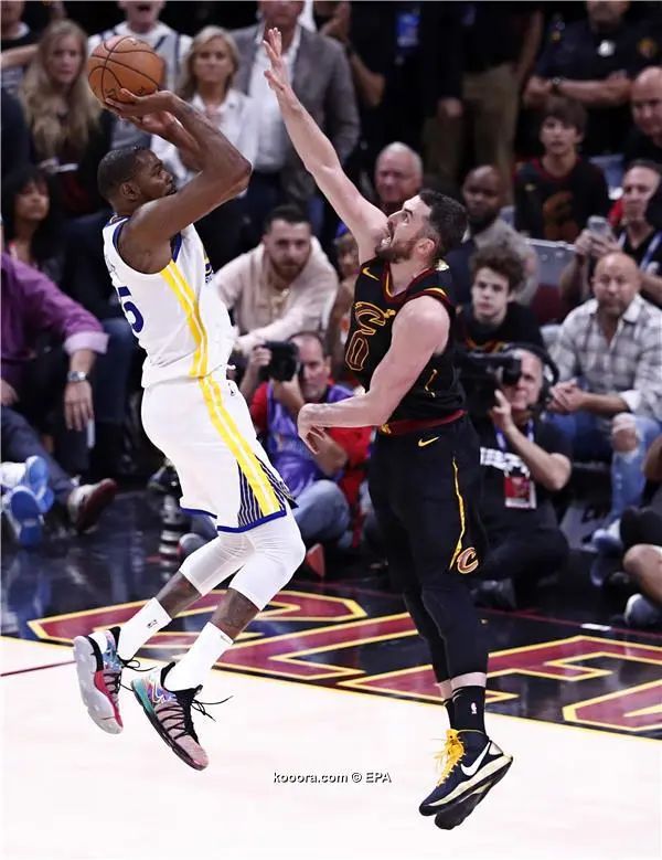 ?i=epa%2fbasketball%2f2018-06%2f2018-06-07-06790133_epa
