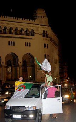 2010-06-18-00000102210445