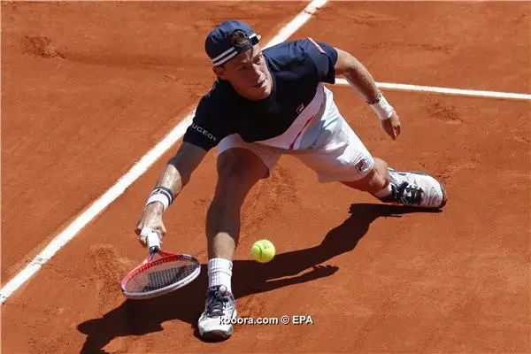?i=epa%2ftennis%2f2018-06%2f2018-06-07-06790647_epa