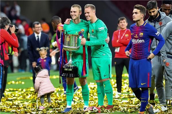 لاعبو برشلونة - أرشيفية