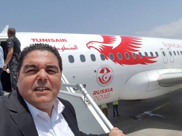  قيس رقاز لحظة مغادرته مع بعثة تونس لروسيا