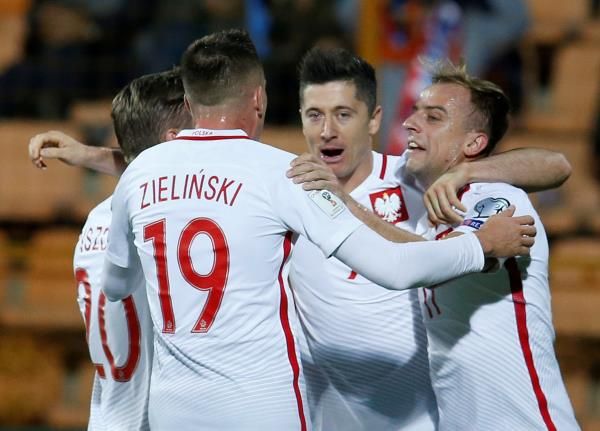 لاعبو بولندا