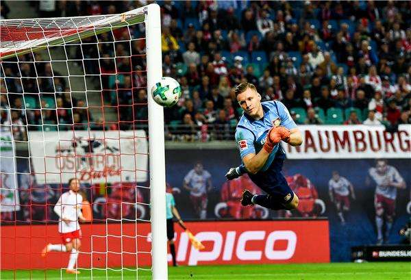 بيرنارد لينو