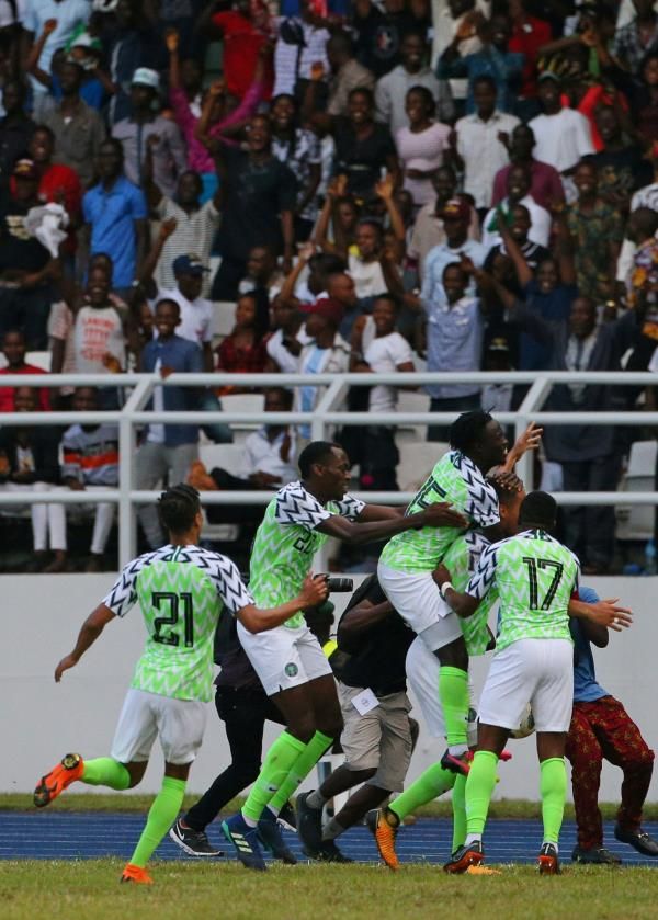 لاعبو نيجيريا