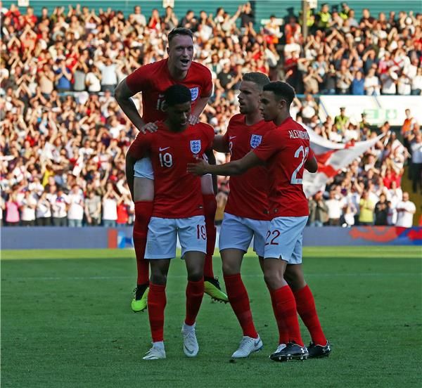 لاعبو إنجلترا