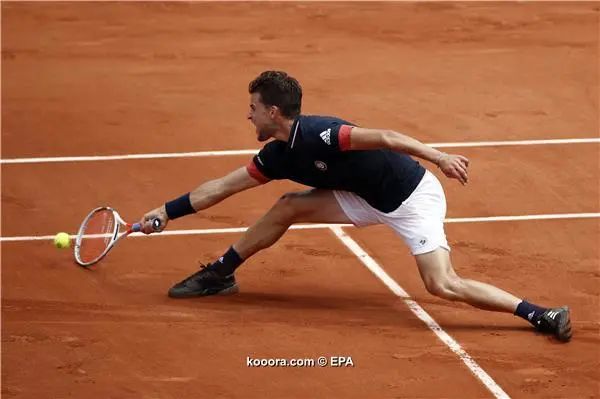 ?i=epa%2ftennis%2f2018-06%2f2018-06-08-06793516_epa