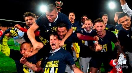 لاعبو بارما