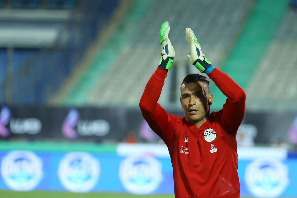 عصام الحضري