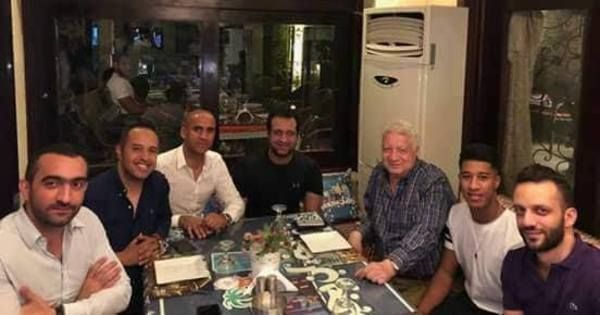 من جلسة السحور