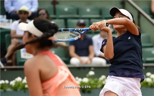 ?i=epa%2ftennis%2f2018-06%2f2018-06-10-06798429_epa