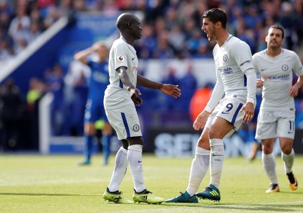 كانتي مع فريقه