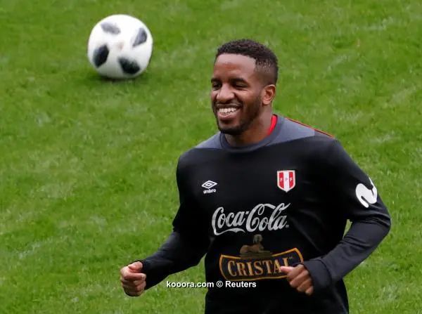 ?i=reuters%2f2018-06-11%2f2018-06-11t131026z_513826093_rc1a10e46820_rtrmadp_3_soccer-worldcup-per-training_reuters