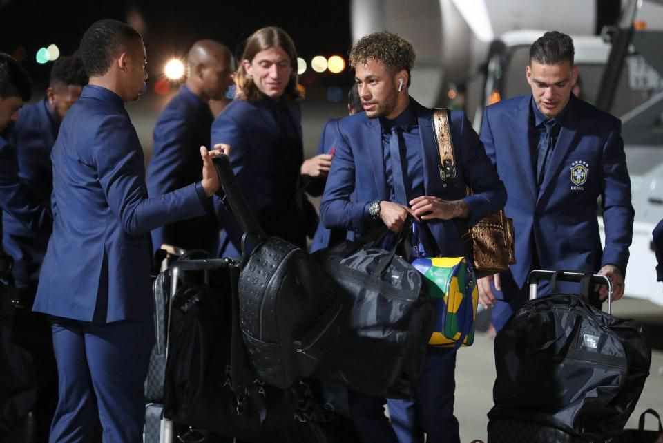 NINTCHDBPICT000412469104