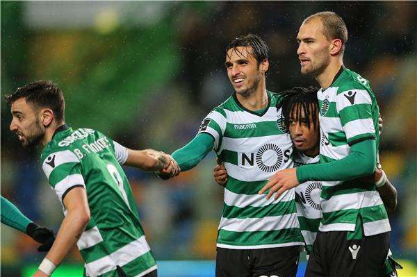 لاعبو سبورتنج لشبونة