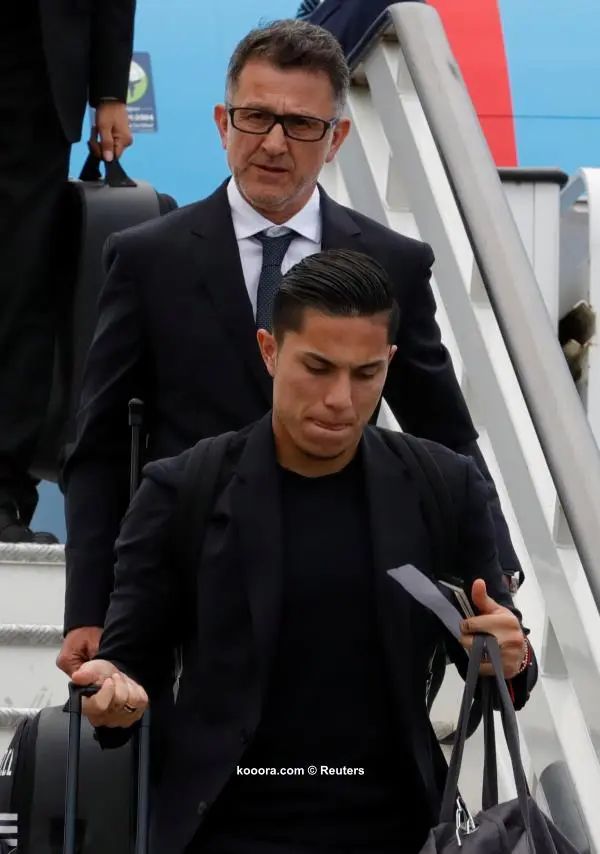 ?i=reuters%2f2018-06-11%2f2018-06-11t204129z_719201670_rc1fc3daf0b0_rtrmadp_3_soccer-worldcup-mex-arrival_reuters