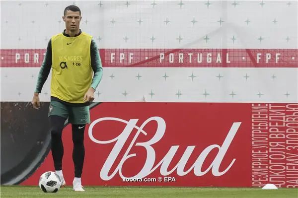 ?i=epa%2fsoccer%2f2018-06%2f2018-06-11%2f2018-06-11-06799903_epa