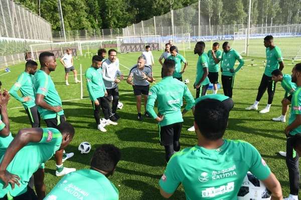 من تدريبات المنتخب السعودي