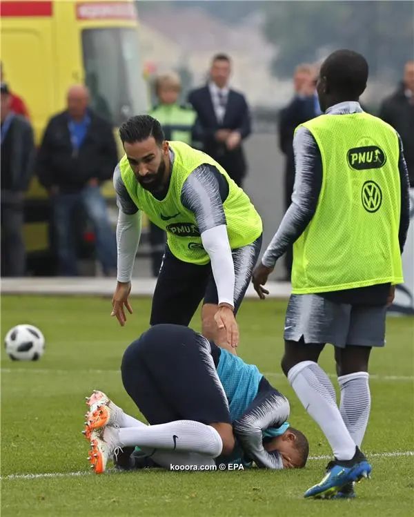 ?i=epa%2fsoccer%2f2018-06%2f2018-06-12%2f2018-06-12-06802853_epa