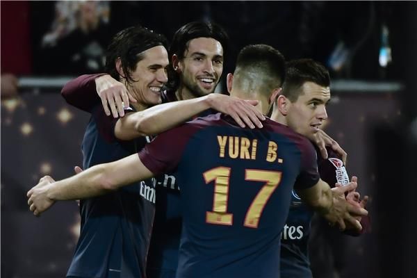 لاعبو باريس سان جيرمان