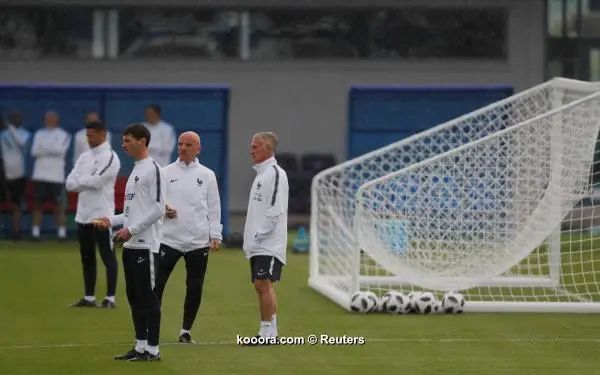 ?i=reuters%2f2018-06-11%2f2018-06-11t142832z_1481295270_rc1ca52d79a0_rtrmadp_3_soccer-worldcup-fra-training_reuters