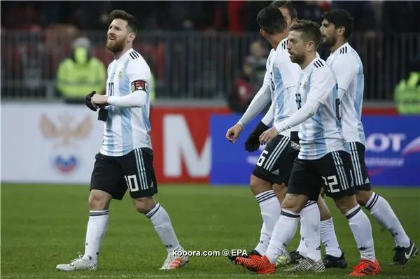 ?i=epa%2fsoccer%2f2017-11%2f2017-11-11%2f2017-11-11-06322923_epa