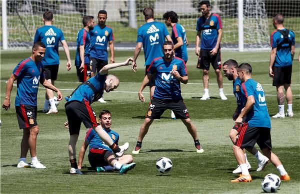 لاعبو منتخب إسبانيا