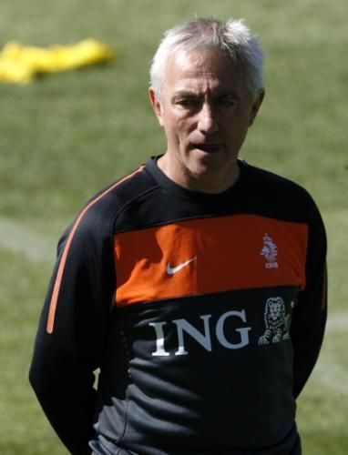 2010-06-20t131022z_01_afr102_rtridsp_3_soccer-world_reuters