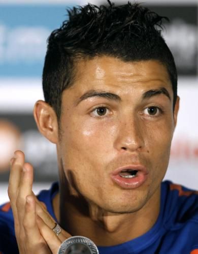 2010-06-13t143252z_01_jmr03_rtridsp_3_soccer-world_reuters
