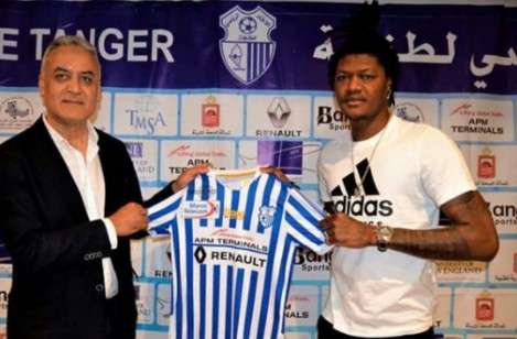 من تقديم اللاعب الإيفواري