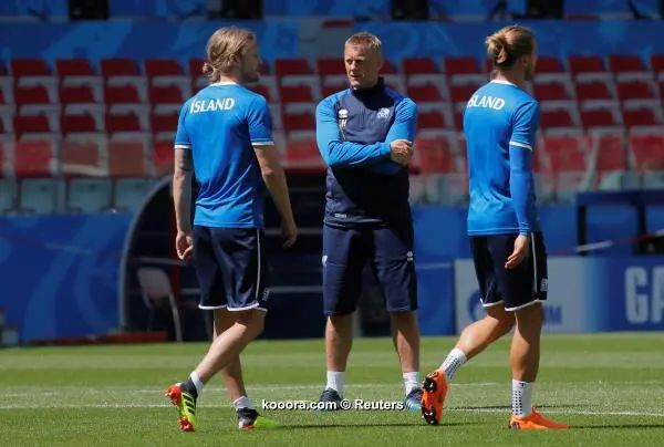 ?i=reuters%2f2018-06-15%2f2018-06-15t092851z_1463179986_rc14c3085f70_rtrmadp_3_soccer-worldcup-arg-ice-preview_reuters