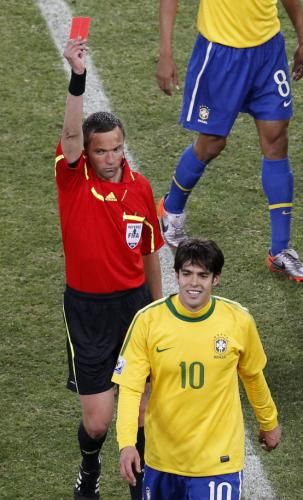 2010-06-20t201918z_01_wca200_rtridsp_3_soccer-world_reuters