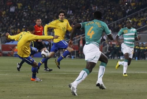 2010-06-20t194158z_01_wcc641_rtridsp_3_soccer-world_reuters