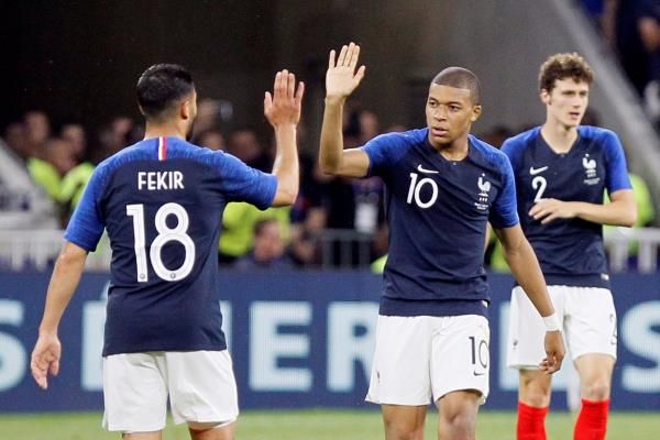 لاعبو منتخب فرنسا