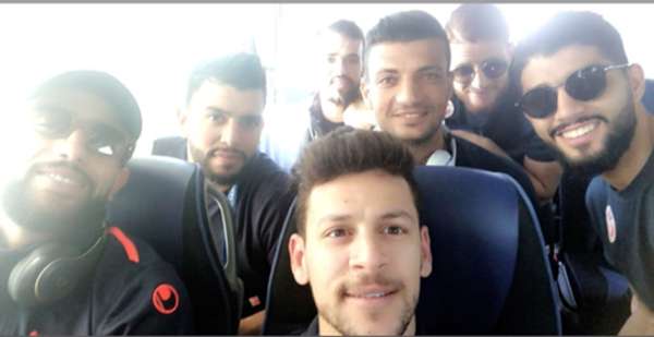 التقطها يوسف المساكني في الطائرة مع نسور قرطاج في اتجاه فولجوجراد