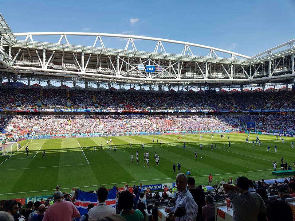 جانب من الجماهير قبل انطلاق المباراة