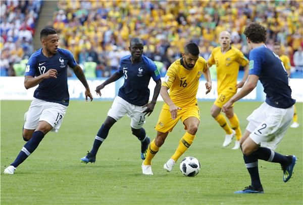 جانب من لقاء أستراليا وفرنسا