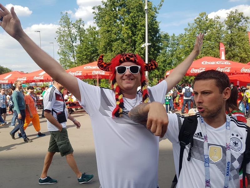 35671446_10155534590976828_978750805408481280_n