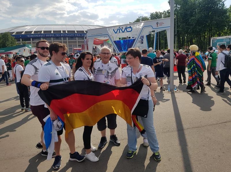 35496511_10155534590896828_5080247949485670400_n