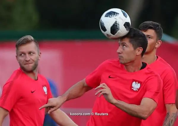 ?i=reuters%2f2018-06-13%2f2018-06-13t164400z_108254016_rc16afd31c20_rtrmadp_3_soccer-worldcup-pol-training_reuters