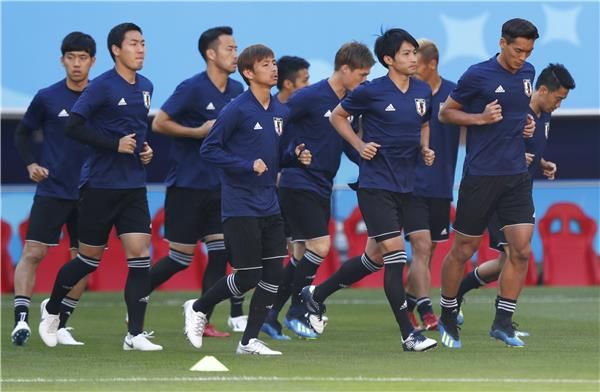 لاعبو المنتخب الياباني