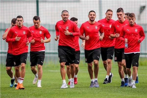 لاعبو صربيا